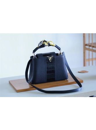 #M94518 Louis Vuitton 2018 Premium Python Capucines BB