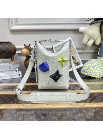 #M20875 Louis Vuitton Monogram Virgil Abloh’s “Climbing” Hobo Cruiser PM-Cream