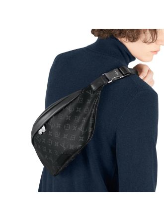 #M44336 Louis Vuitton 2020 Monogram Eclipse Discovery Bumbag