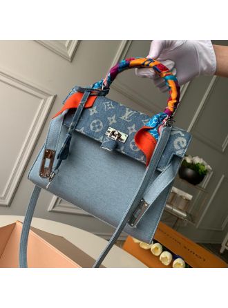 #M49991 Louis Vuitton x Supreme 2019 Humble Travel Bag Kelly