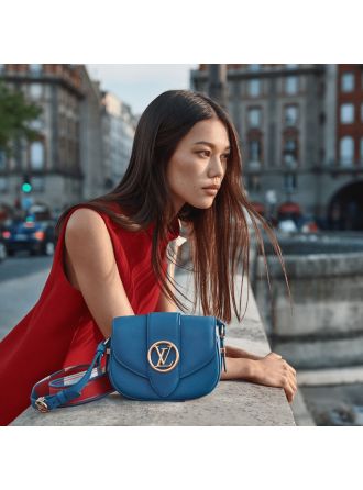 #M58964 Louis Vuitton LV Circle LV Pont 9 Soft PM Handbag