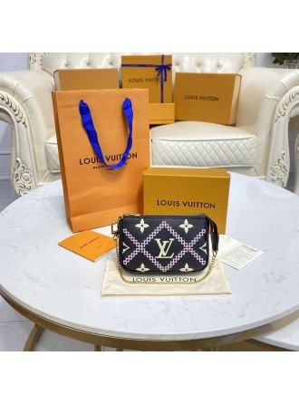 #M81140 Louis Vuitton Monogram Empreinte Broderies Mini Pochette Accessoires-Black